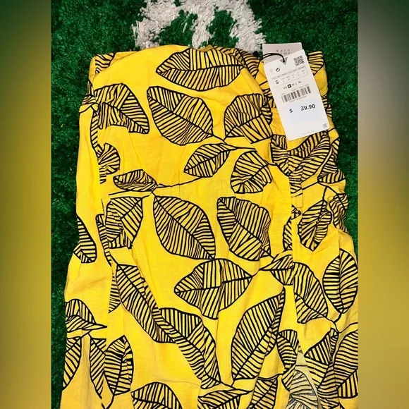 Zara Tropical Long skirt with Side Split - Picture 2 of 4